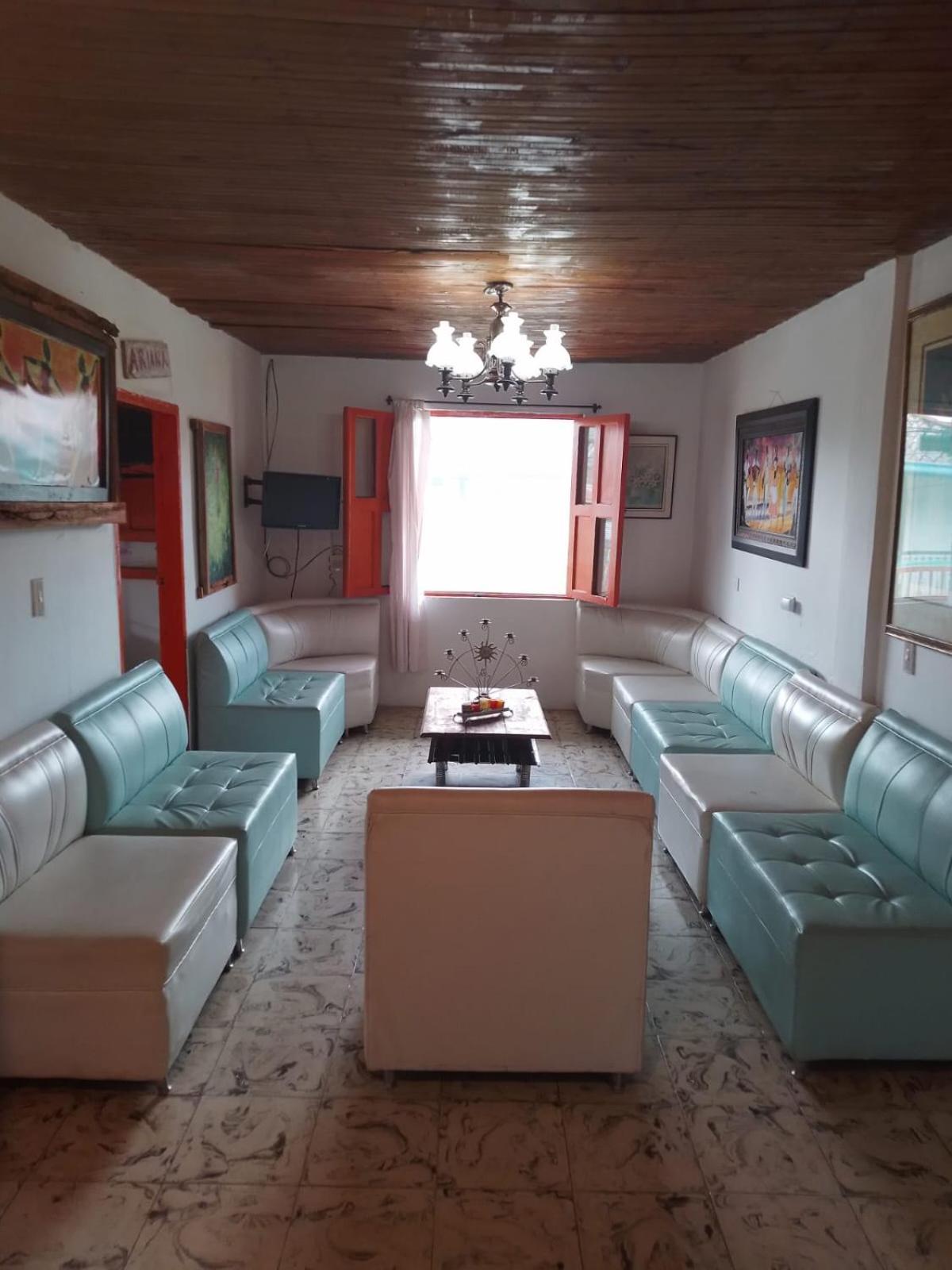 ハルディン Casa De La Abuelaホステル エクステリア 写真